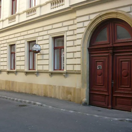 Apartment Old Town *